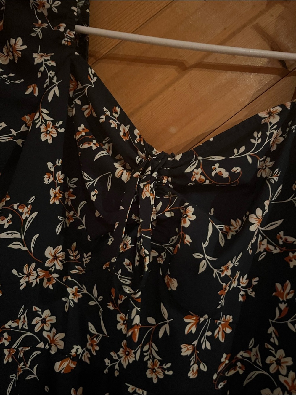Two dresses - Picture 2 of 5